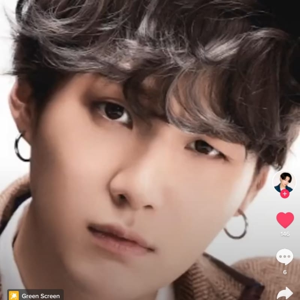 Meet your Posher, Jocelyn